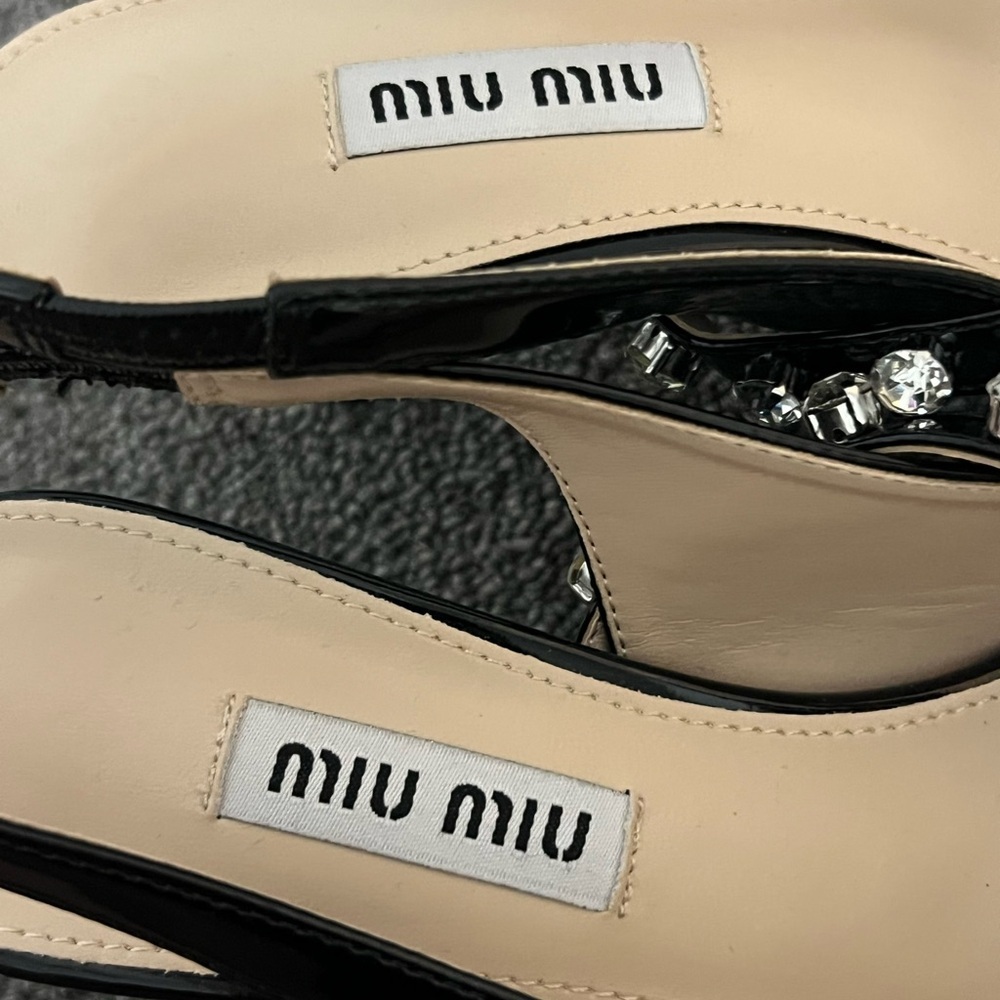 Miu Miu Black Patent Leather Crystal Slingback Pumps Size 38 Like New - Picture 6 of 8